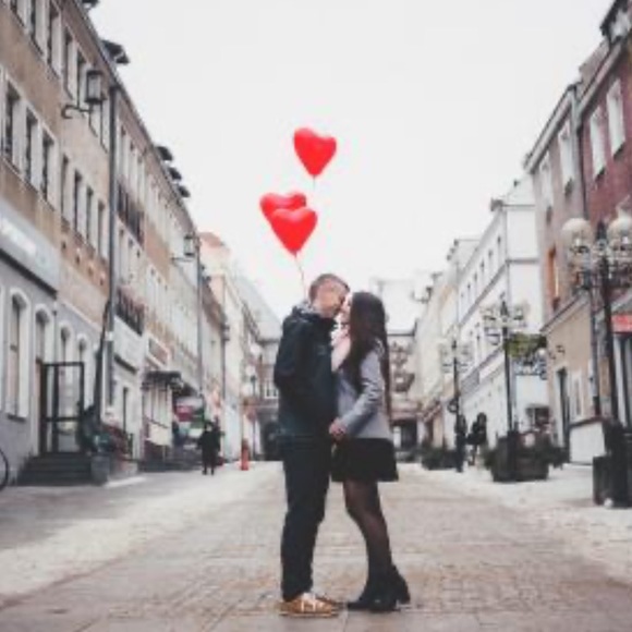 Happy Poshing - Picture 2 of 14